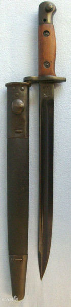 Indian 1907 Pattern, Bayonet with Sharpened Tip (False Edge) and Scabbard. Bayonet