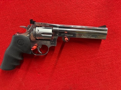 Dan Wesson 715 Revolver 6” .22