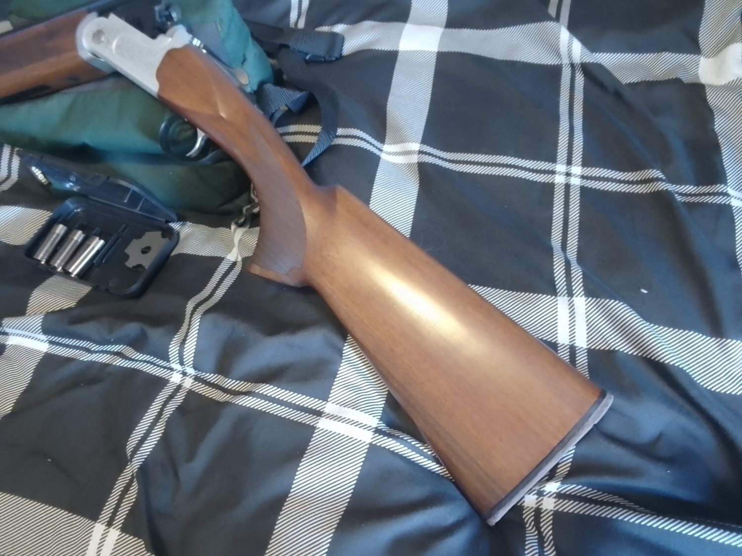 KOFS 28 guage Kofs Sceptre, only fired 100 rounds, 13 7/8 length of pull, multi choke, 28in barrel, would suit small or young person  Over and Under 28 Bore/gauge