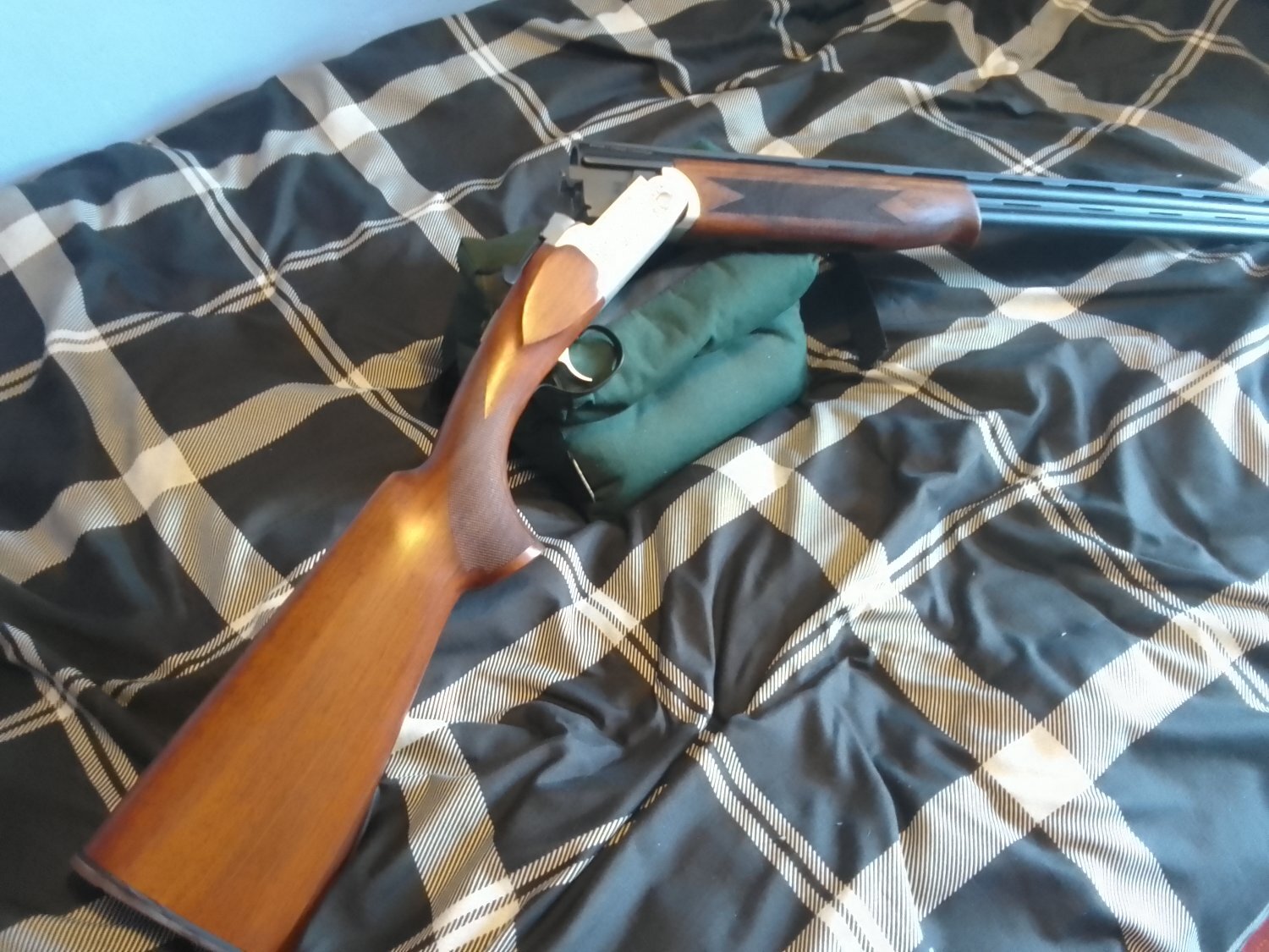  KOFS 28 guage Kofs Sceptre, only fired 100 rounds, 13 7/8 length of pull, multi choke, 28in barrel, would suit small or young person  Over and Under 28 Bore/gauge