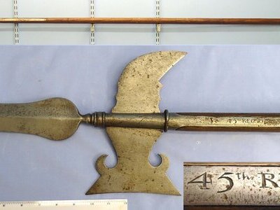 Antique & Militaria