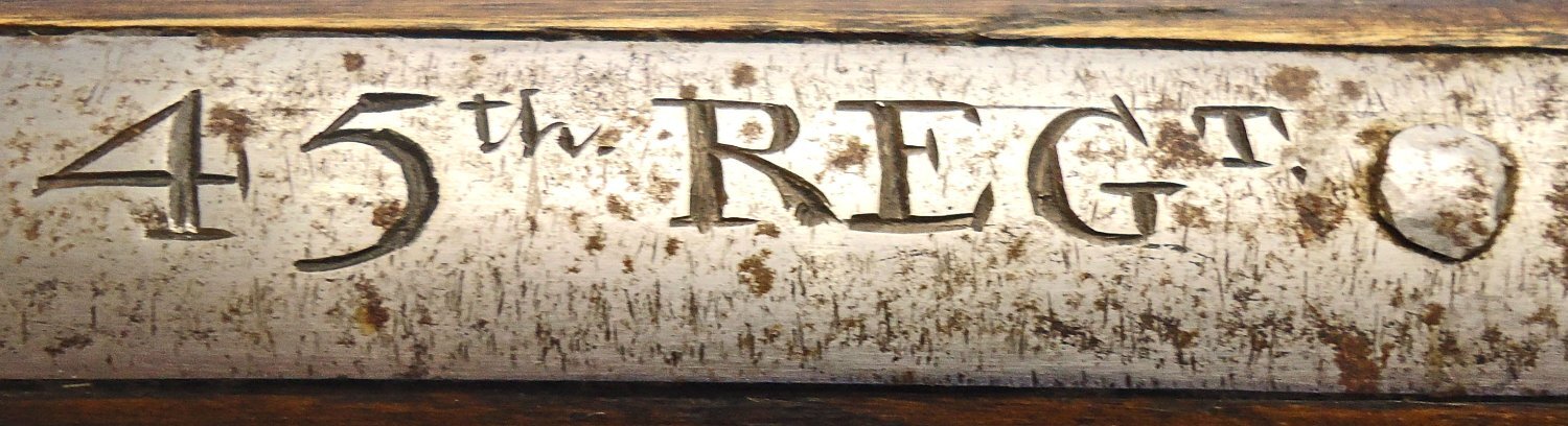 Antique & Militaria - {CATEGORY}