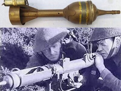 INERT DEACTIVATED. British WW2, PIAT (Projector Infantry Anti-tank) Mark III HEAT (High Explosive Anti Tank) Round With Fuze & Fuze Carrier with Securing Clip. Sn - 21833 INERT DEACTIVATED. British WW2, PIAT (Projector Infantry Anti-tank) Mark III HEAT (High Explosive Anti Tank) Round With Fuze & Fuze Carrier with Securing Clip. Sn - 21833  Other Ammunition