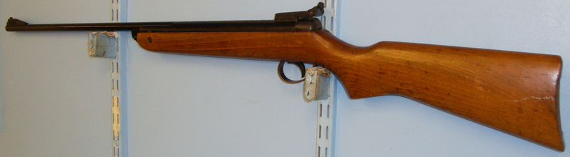  BSA 1973-1979 B.S.A Meteor MK IV .177 Calibre Break Action Air Rifle \'NG\' Prefix Serial Number. AI 818. .177