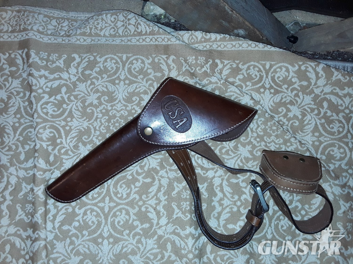  Denix COLT NAVY COMPLETE WITH BROWN CSA FLAP HOLSTER AND POUCH - Non-firing