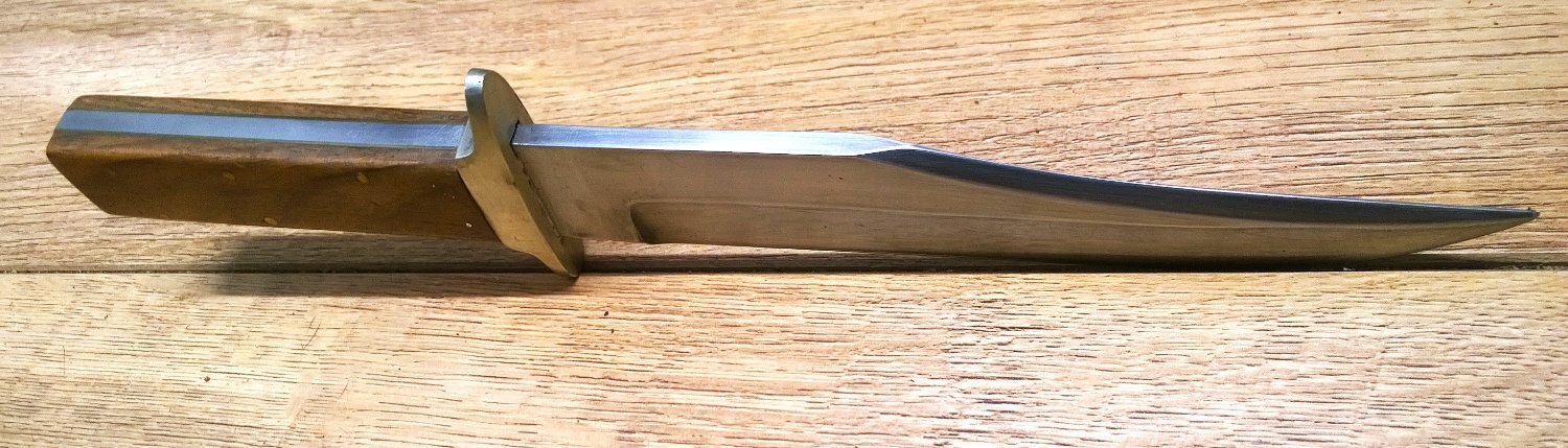 Rose New york Knive