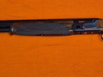 Beretta 690 Sporting Black Over and Under 12 Bore/gauge