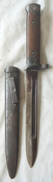 Italian Army Folding Bayonet For Model 1938 Mannlicher & Carcano M91/38 Rifles & Bayonet