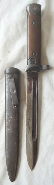Italian Army Folding Bayonet For Model 1938 Mannlicher & Carcano M91/38 Rifles & Bayonet