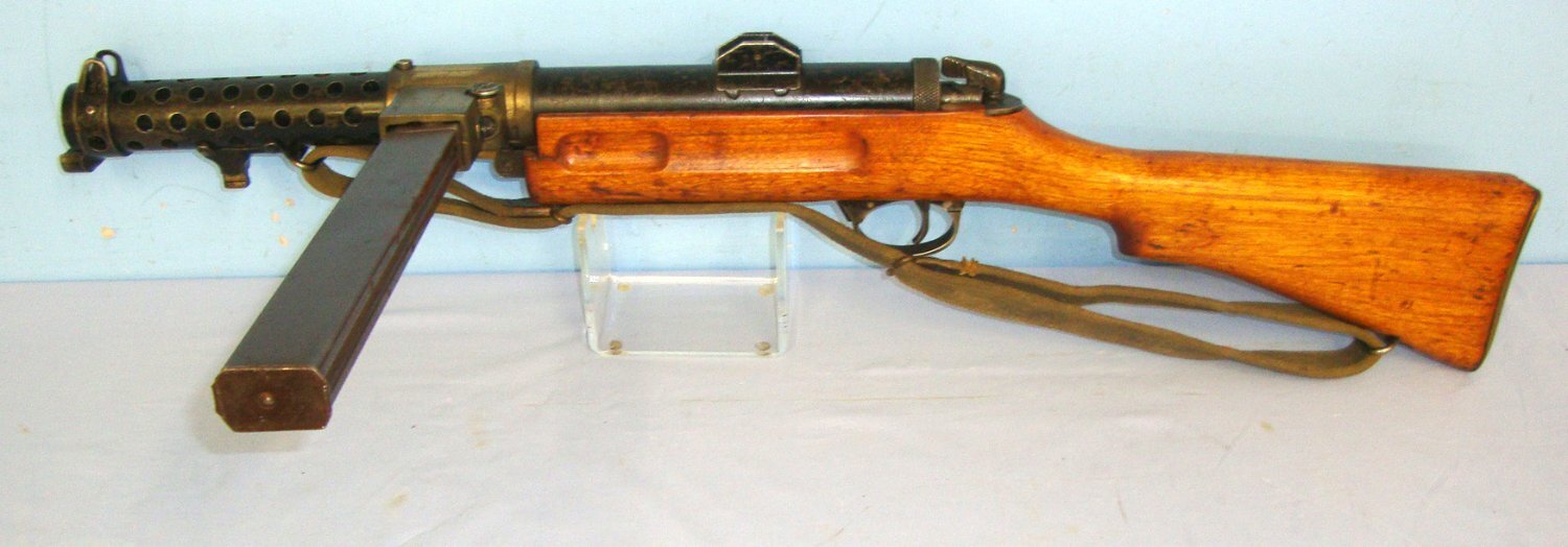  WW2 1943 Lanchester MK I* 9mm Calibre Sub Machine Gun By ‘M/49’ (Francis & Barnes Ltd Coventry) & ‘S 230’ (Mann’s Engineering Ltd Essex) With 50 Round Magazine & Sling**COCKS & DRY FIRES EARLY UK 1995 DEACTIVATION** Sn 23484:64 None Machine Gun
