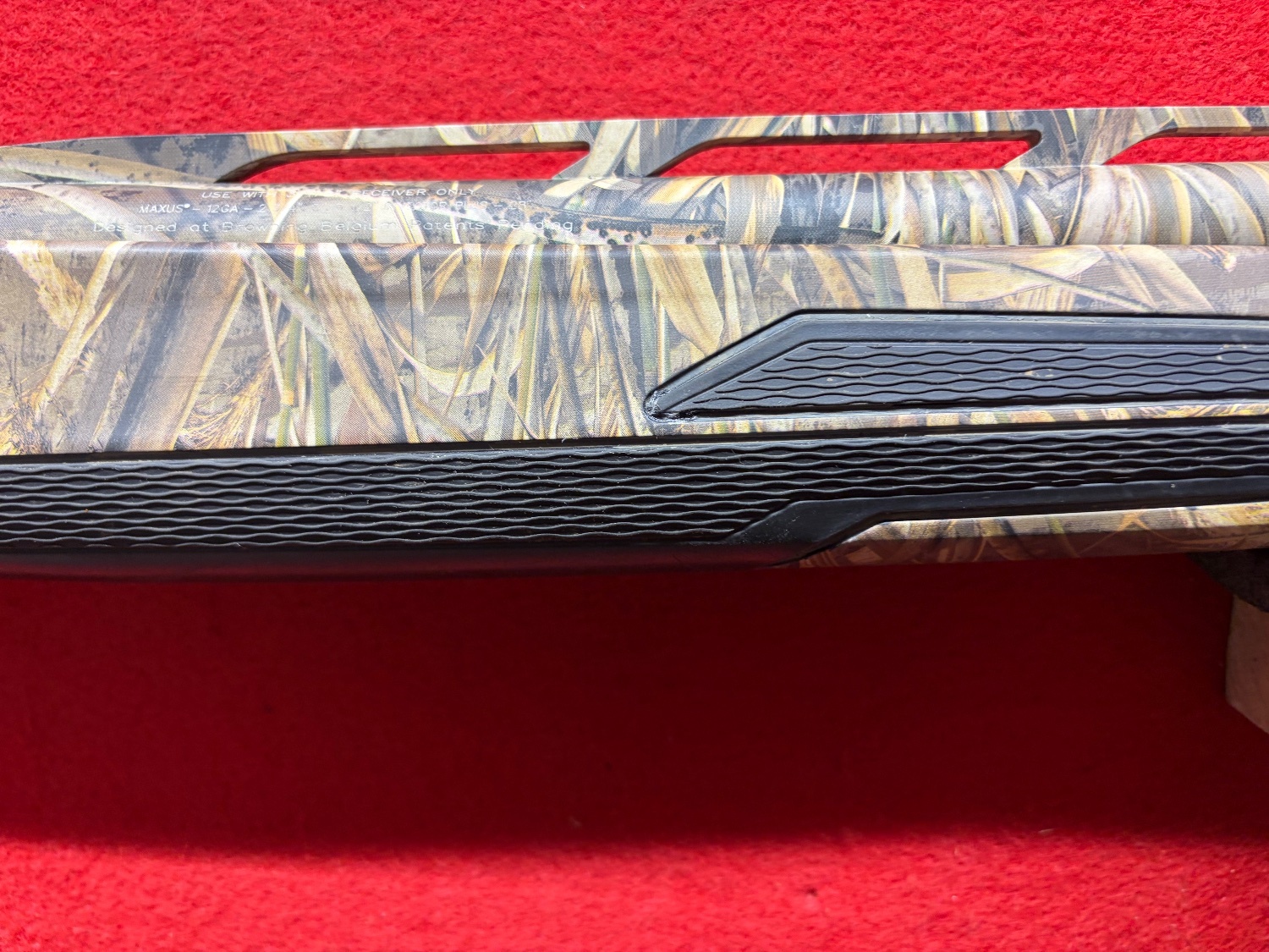 Browning Maxus Camo Semi-Auto 12 Bore/gauge - {CATEGORY}