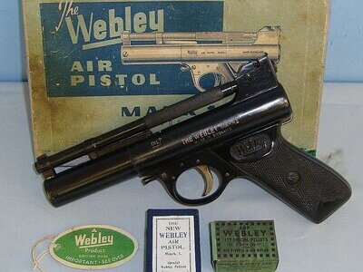 Boxed, Pre 1958 Webley Mark 1 .177 Calibre Air Pistol. AI 594 air pistol .177