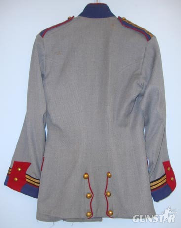 French Guards Officer’s Horizon Blue Tunic / Jacket With Brass ‘R’ Insignia. WW1 Era French Guards Officer’s Horizon Blue Tunic / Jacket With Brass ‘R’ Insig Clothing