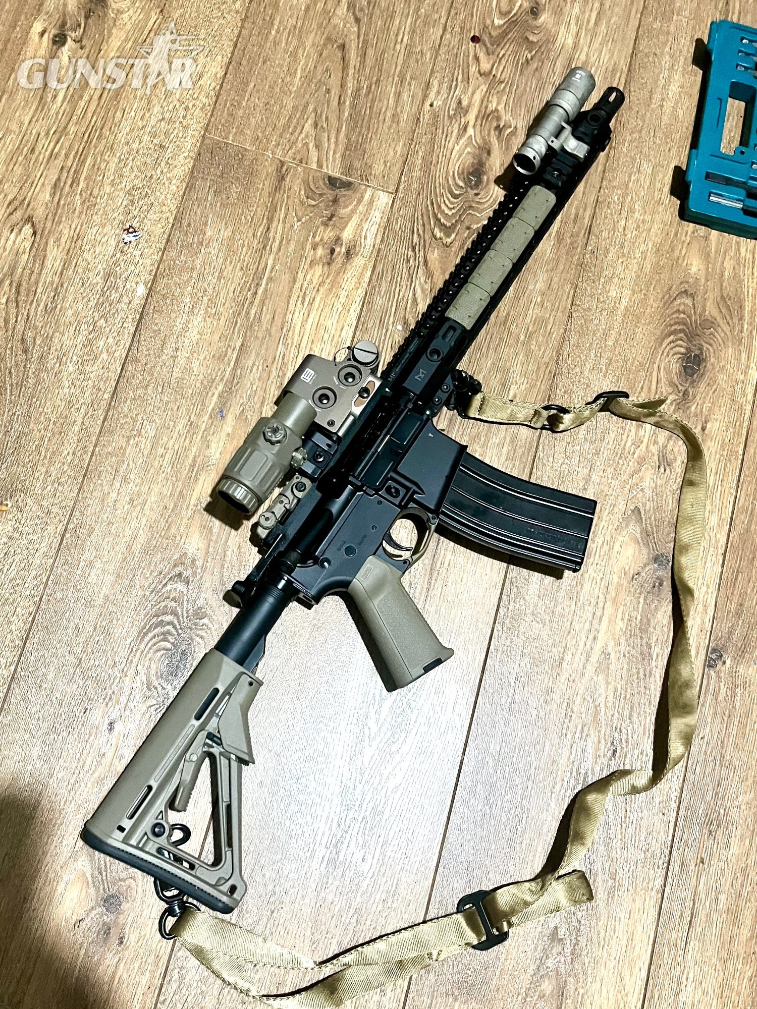 Guncraft M4 / AR15 Semi-Auto .22 Winchester Magnum Rimfire (.22 WMR) Rifle