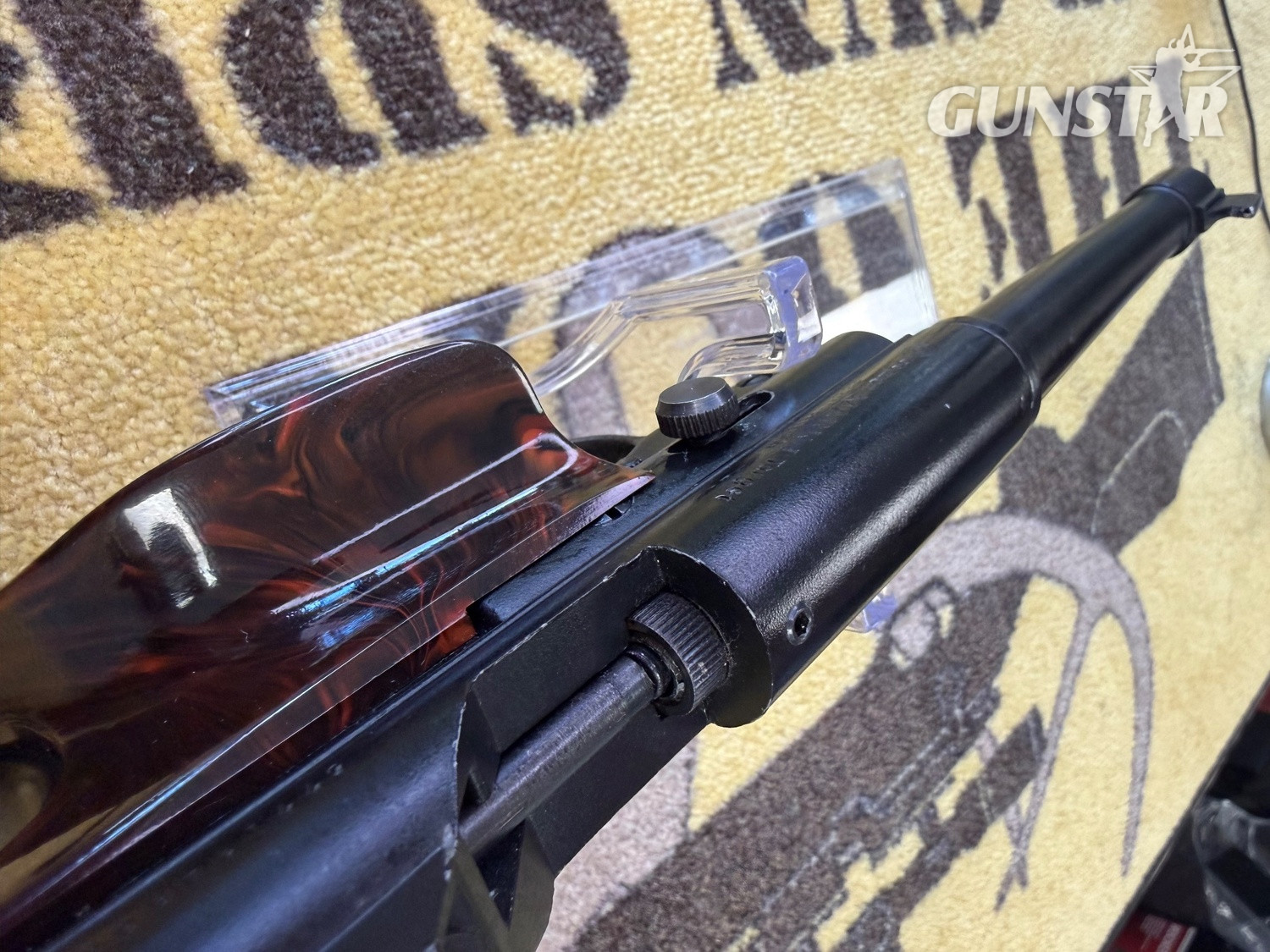 Crosman Mark 1 Target .22 - {CATEGORY}