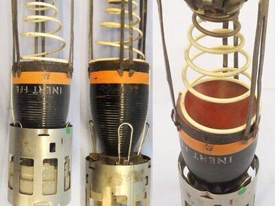 INERT DEACTIVATED. BL755 Anti-Tank & Runway Cratering Bomblet, Stand Off Assembly, Arming Vane & Tail Fin. - O 2118 INERT DEACTIVATED. BL755 Anti-Tank & Runway Cratering Bomblet, Stand Off Assembly, Arming Vane & Tail Fin. - O 2118  Other Ammunition