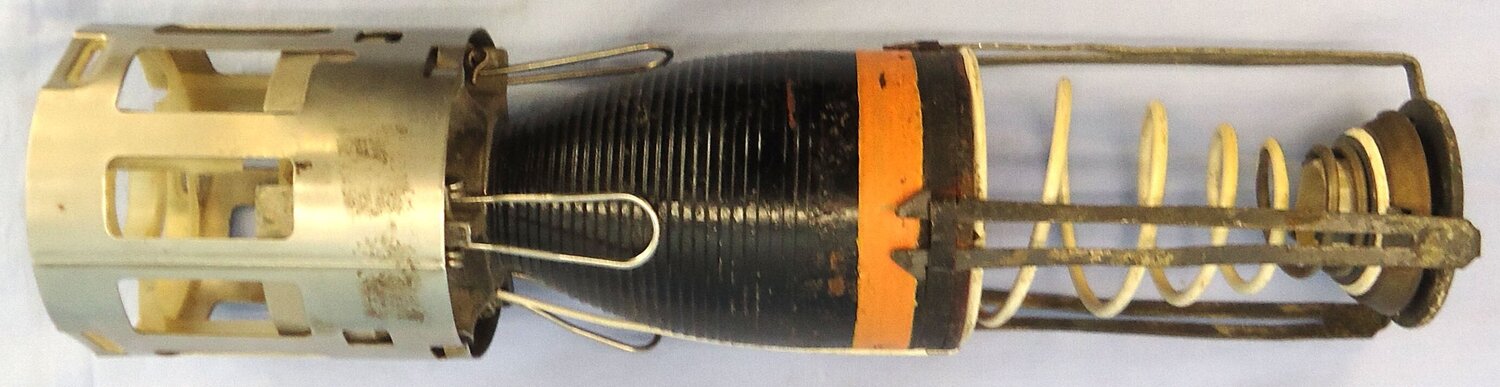 INERT DEACTIVATED. BL755 Anti-Tank & Runway Cratering Bomblet, Stand Off Assembly, Arming Vane & Tail Fin. - O 2118 INERT DEACTIVATED. BL755 Anti-Tank & Runway Cratering Bomblet, Stand Off Assembly, Arming Vane & Tail Fin. - O 2118  Other Ammunition - {CATEGORY}