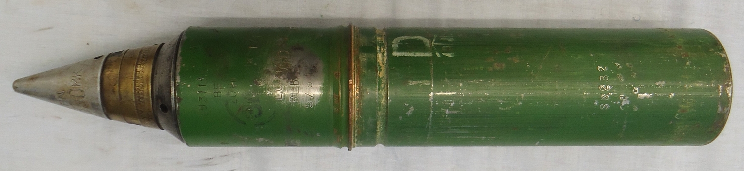 {CATEGORY} - SMK - Sportsmarketing INERT DEACTIVATED. Scarce, Unfired, British 20pr (84x618R) Smoke (SMK) Base Eject Round. Sn - 22846:90  Other Ammunition