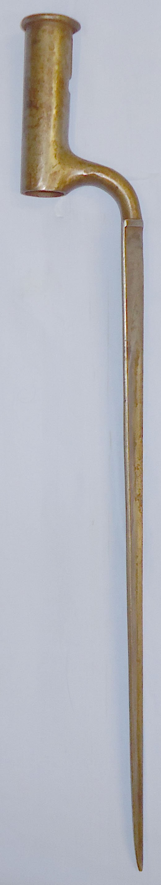  1802-1805 4” Socket Bayonet for the Brown Bess Muzzle Loading Flintlock Muskets by Manufacturer John Gill. BAYO 630 Bayonet