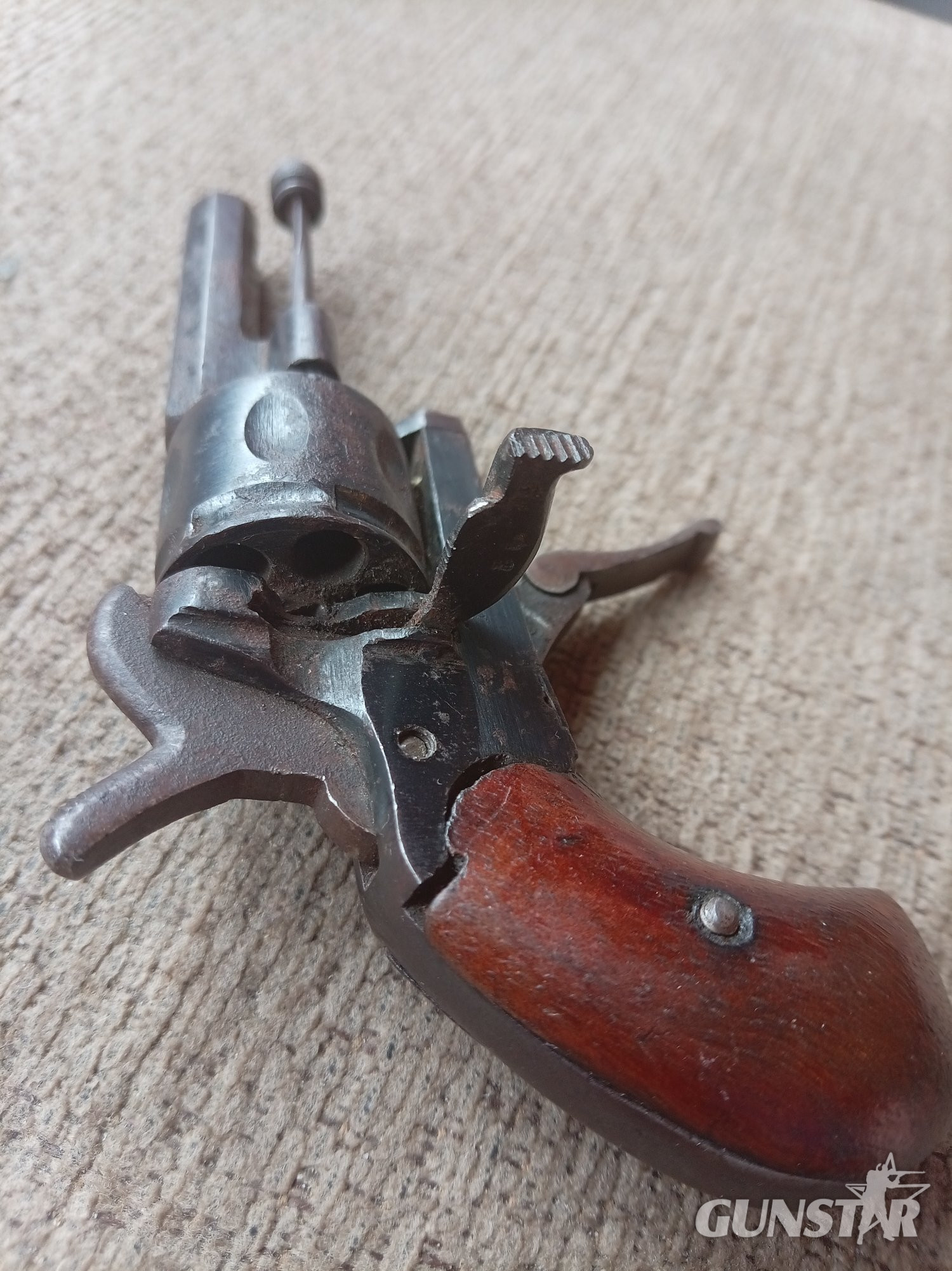 Unknown/other 6-Barrel Pepperbox 11 mm Revolver 