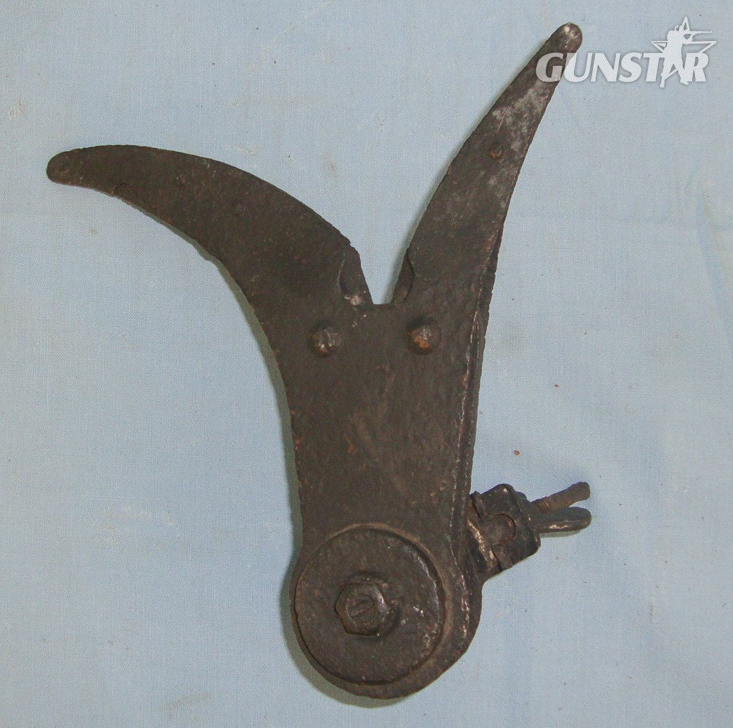  RARE**WW1 Battle Of The Somme Battlefield Recovered British Trench Warfare Barbed Wire Breaker / Cutter For Attachment To S.M.L.E Rifles. MISC 821  Antique & Militaria