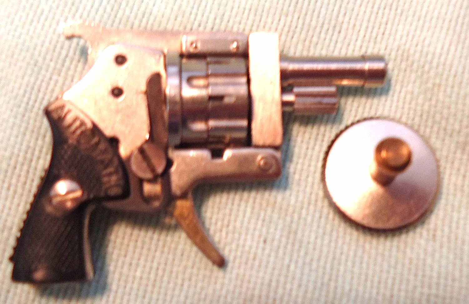  Miniature Xythos 2mm 6 Shot Pinfire Obsolete Calibre Revolver. - MISC 1012 Miniature Xythos 2mm 6 Shot Pinfire Obsolete Calibre Revolver. - MISC 1012 Various Revolver