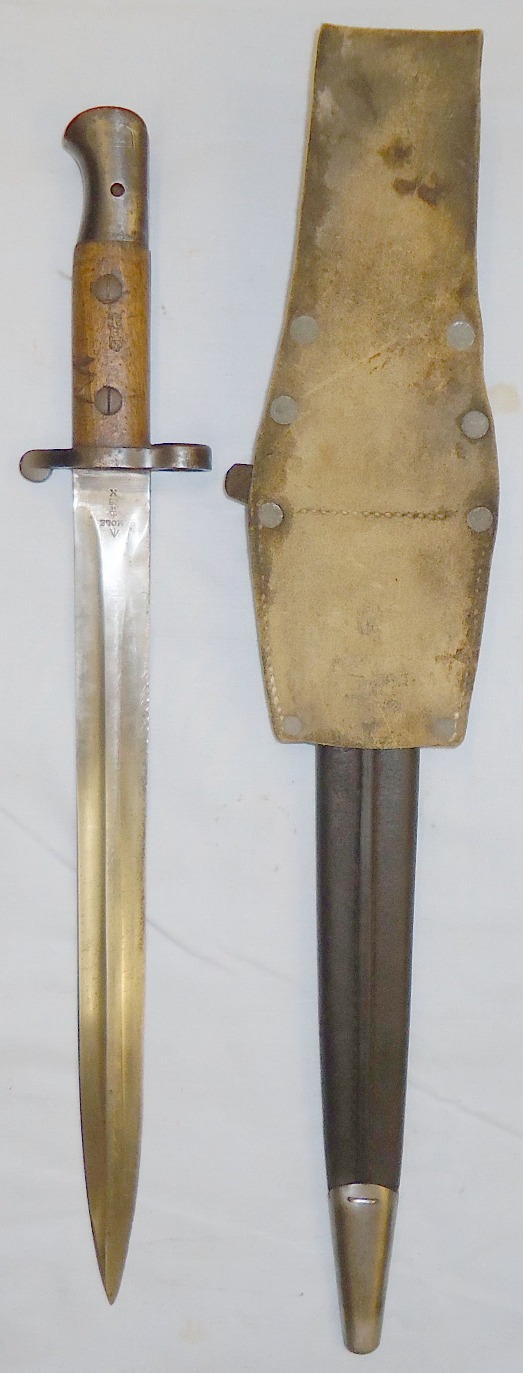  British 1903 Un-converted Pattern Bayonet Land MkI Scabbard and Frog Manufactured by Mole. 21431. Bayonet