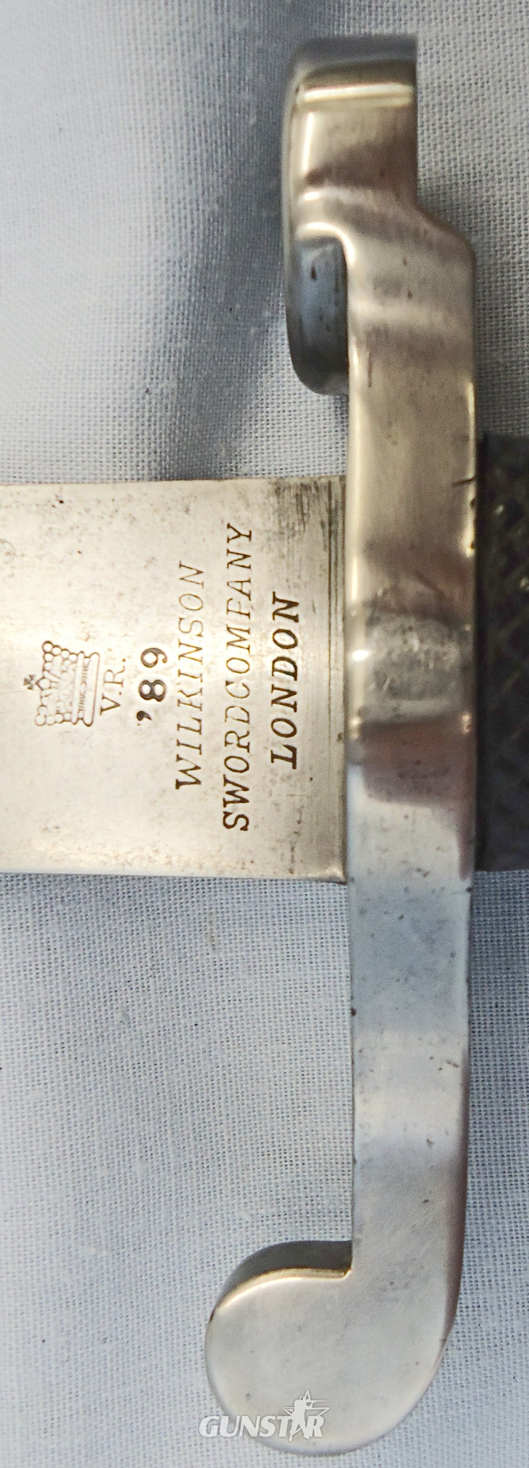 {CATEGORY} - British, Martini Henry Mark 3 Sword Bayonet & Scabbard by the Wilkinson Sword Company, London. Sn - 23239 Bayonet