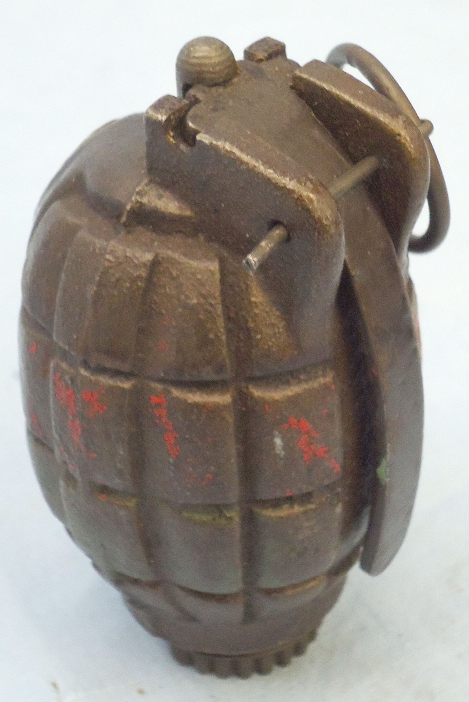 INERT DEACTIVATED. WW2, 1944 Dated, Mills No 36M MK1, Hand Grenade. - O 2107 Mills No 36M MK1, Hand Grenade. - O 2107  Other Ammunition 