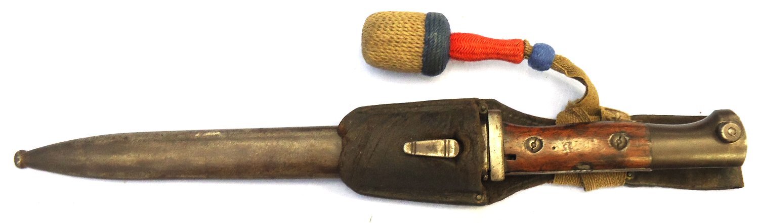 Imperial German. WW1. Model 1884/98 Sawback Bayonet Complete with Steel Scabbard, Leather Frog & Knot by Gebr. Heller with Erfurt Acceptance mark. Sn 23478:60 Bayonet 
