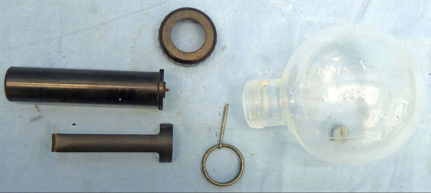 INERT DEACTIVATED. RARE, British WW2, 1942 Dated, Number 74 Mark I (Sticky Bomb) Anti-Tank Hand Grenade. Sn - 22846:77 INERT DEACTIVATED. RARE, British WW2, 1942 Dated, Number 74 Mark I (Sticky Bomb) Anti-Tank Hand Grenade. Sn - 22846:77  Other Ammunition 