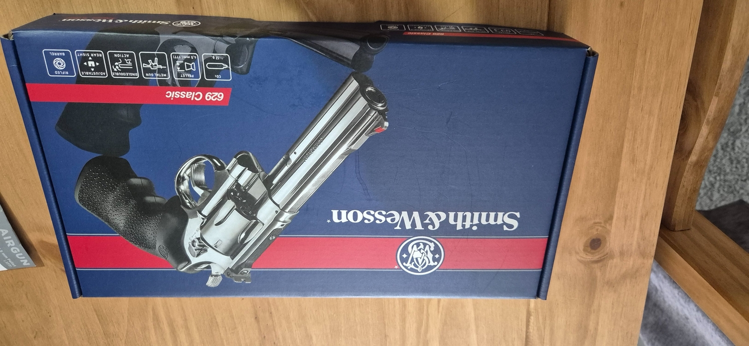  Umarex Smith and wesson 629 classic c02 .177 .177