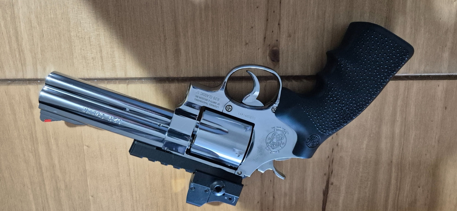 {CATEGORY} - Umarex Smith and wesson 629 classic c02 .177 .177 in 