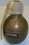 *Inert* Dutch ‘NR20C1’ Fragmentation Grenade. 18210:33 *Inert* Dutch ‘NR20C1’ Fragmentation Grenade. 18210:33  Other