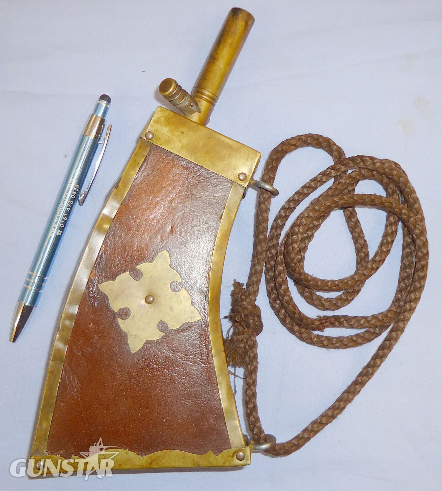 Large Flattened, Leather Covered Horn Black Powder Flask with Spring Loaded Filler. 22490:5. Large Flattened, Leather Cover Horn Black Powder Flask with Spring Loaded Filler. 22490:5.  Other Accessory in 