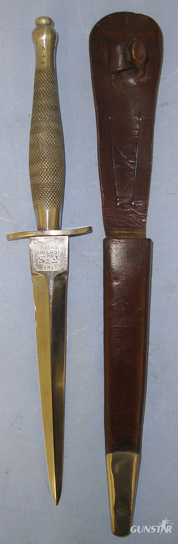 VERY RARE** WW2 1st Pattern, Wilkinson, Fairbairn- Sykes FS Commando Fighting Knife With Double Etched Panels, Hilt With Period Applied Initials ‘EEP’ & 1st Pattern Scabbard. ED 897 Knive in 