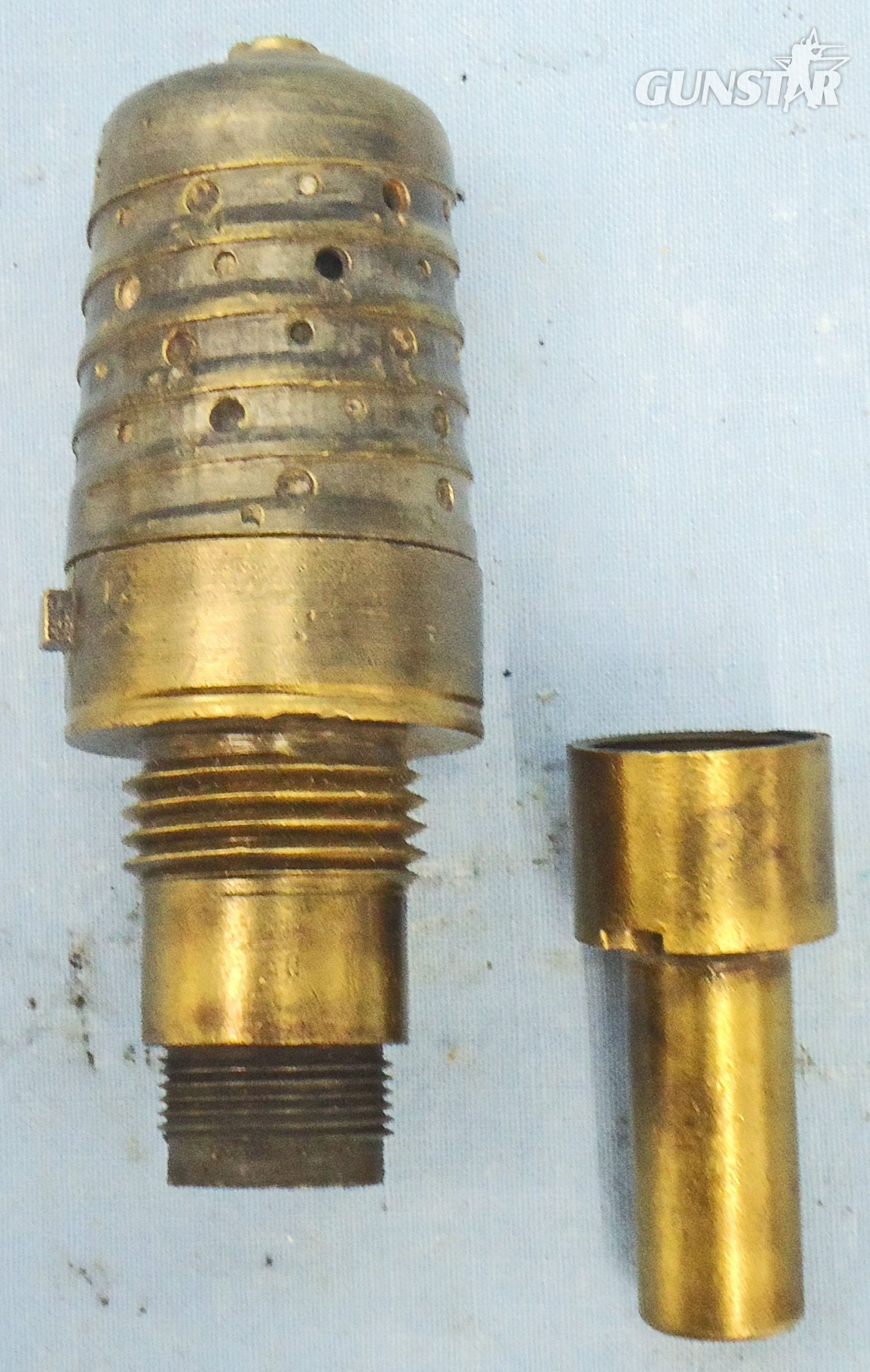 DEACTIVATED INERT. French, WW1, Unfired, 22/31 Mod 1897 Time & Percussion Nose Fuse For The 75mm Mle 1897 Field Gun. - O 2176 French, WW1, Unfired, 22/31 Mod 1897 Time & Percussion Nose Fuse For The 75mm Mle 1897 Field Gun. - O 2176  Other Ammunition