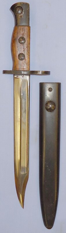 Very Good Condition* WWII British No5 Bayonet and No5 MkI Scabbard. BAYO 313. Bayonet