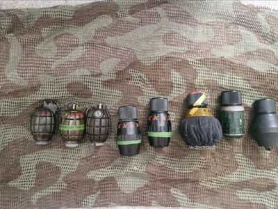 Sten mkv sten mk2 mg42 MKV sten mk2 sten mg42 Various Machine Gun