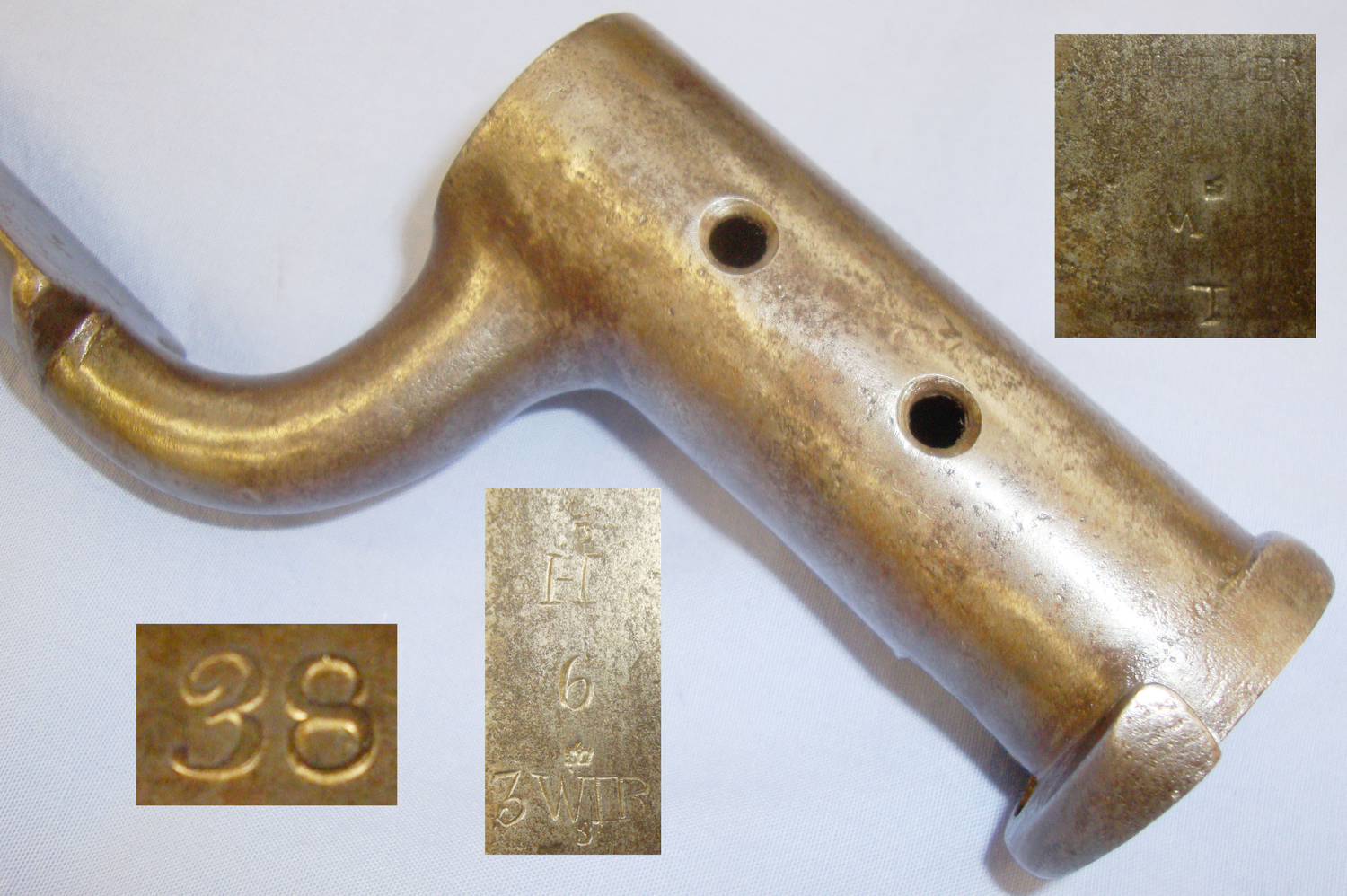 18th Century 3 ¼” Socket Bayonet for the Brown Bess Muzzle Loading Flintlock Muskets. BAYO 361. Bayonet