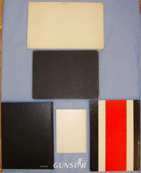  A Set of Five Books Relating to German Uniforms, Badges and Daggers. BO 420 A Set of Five Books Relating to German Uniforms, Badges and Daggers. BO 420 Other Accessory