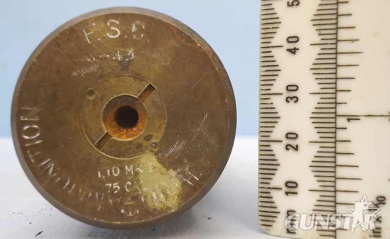 INERT DEACTIVATED. Unfired Rare American 1943 dated 1.1 inch (28x199R) High Explosive DRILL Round. - O 1826 INERT DEACTIVATED. Unfired Rare American 1943 dated 1.1 inch (28x199R) High Explosive DRILL Round. - O 1826  Other Ammunition
