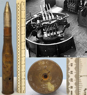 INERT DEACTIVATED. Unfired Rare American 1943 dated 1.1 inch (28x199R) High Explosive DRILL Round. - O 1826 INERT DEACTIVATED. Unfired Rare American 1943 dated 1.1 inch (28x199R) High Explosive DRILL Round. - O 1826  Other