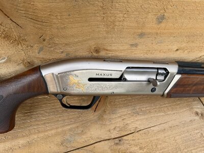browning Maxus gold ducks  Semi-Auto 12 Bore/gauge