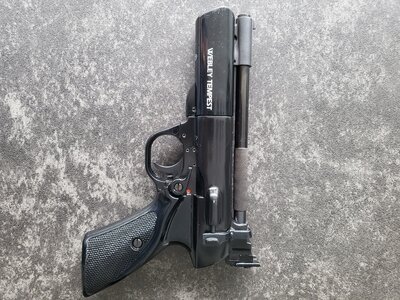 Air Pistol wanted in Staffordshire