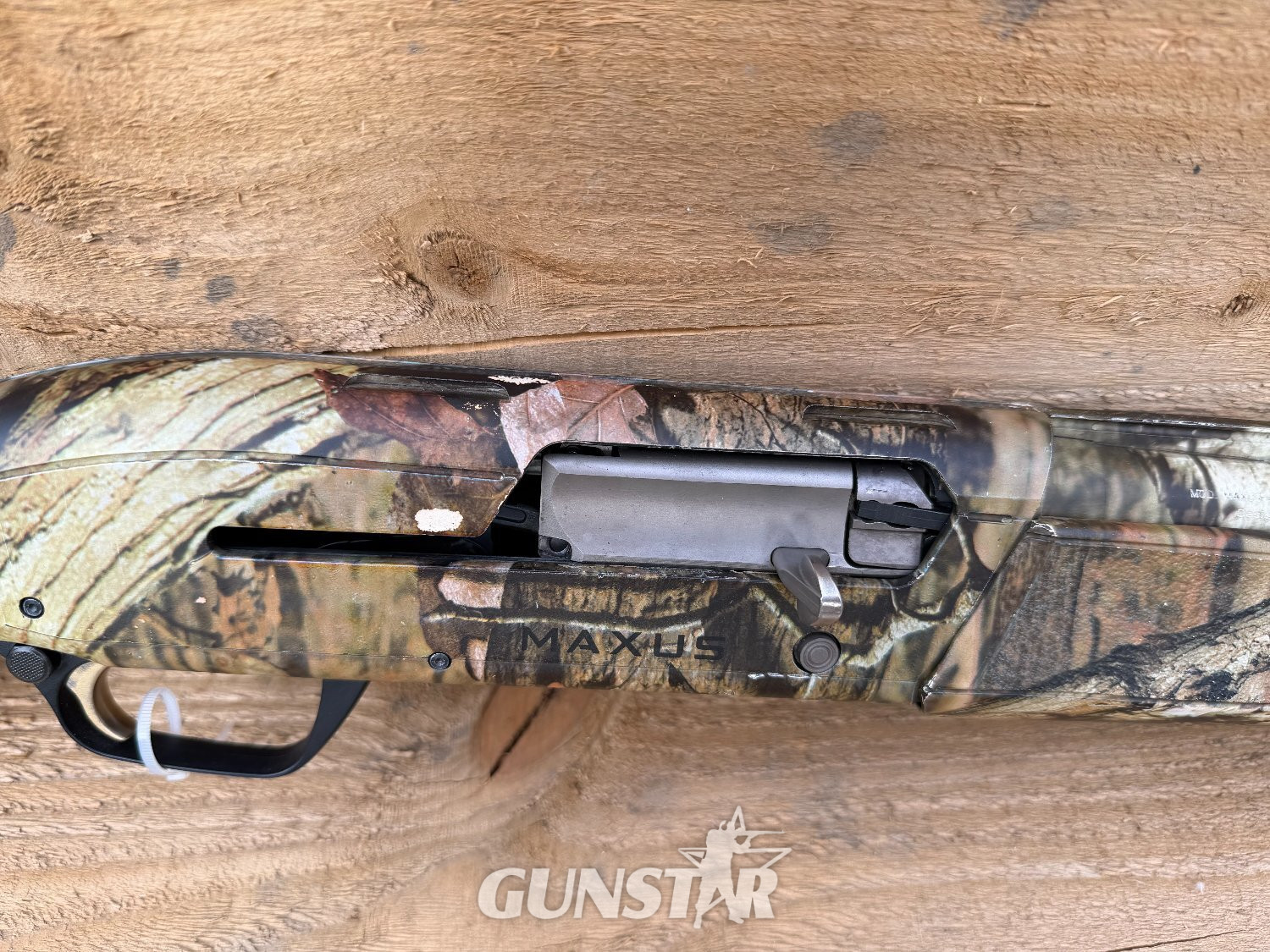 Browning Maxus Camo Semi-Auto 12 Bore/gauge