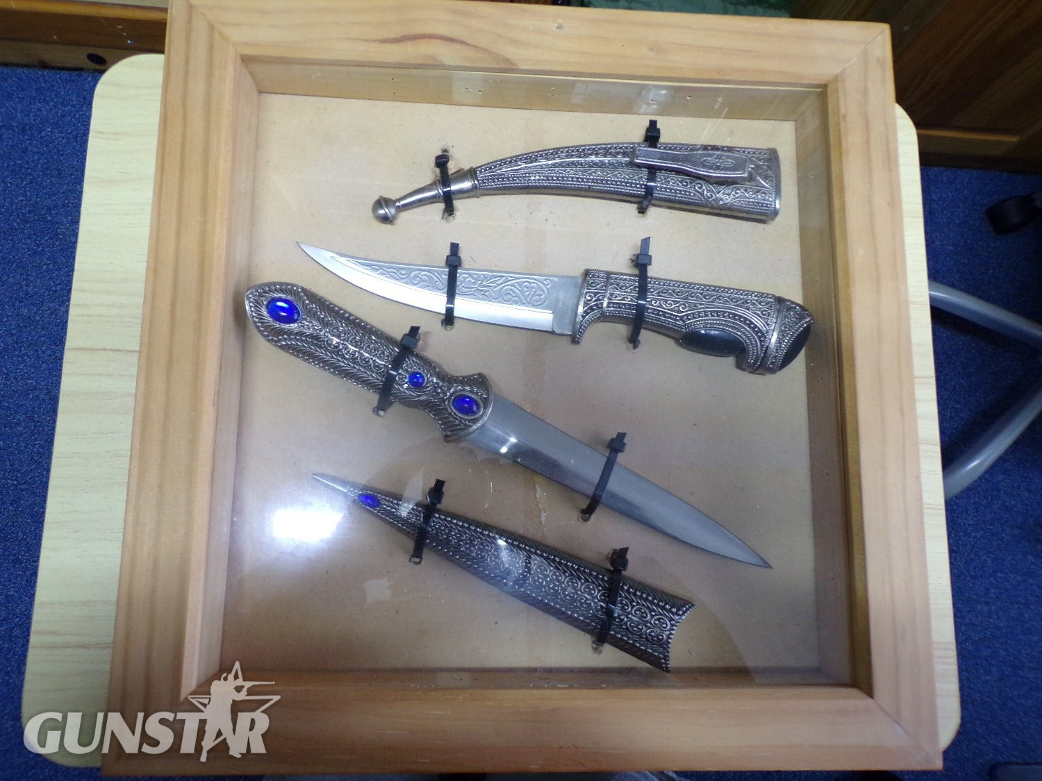  Various Knive