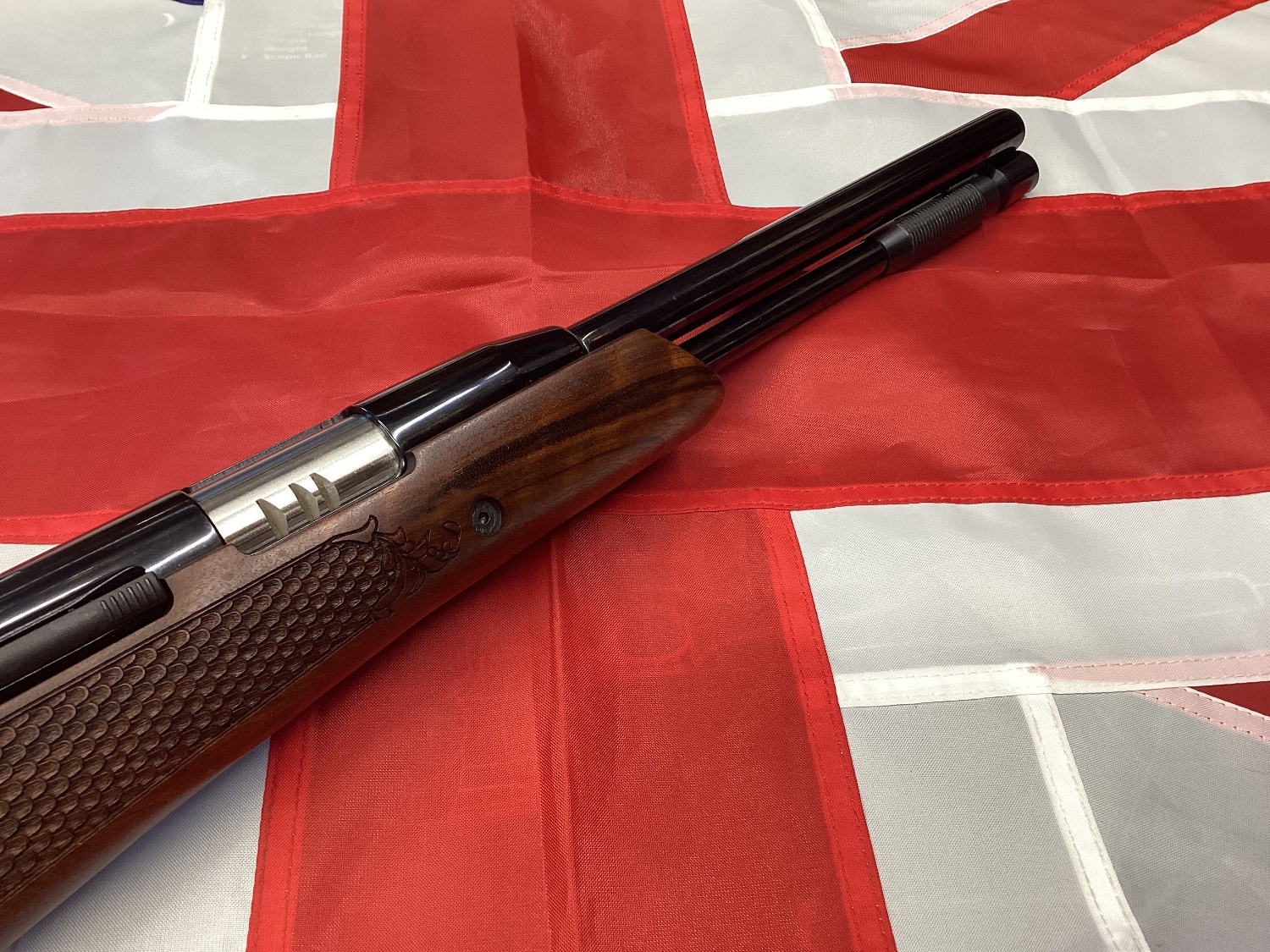 Air Arms TX200 Hunter Carbine Walnut .22 - {CATEGORY} in 