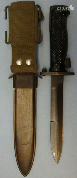 Danish HTK M62 Bayonet, Scabbard & Intergral Frog Bayonet in 