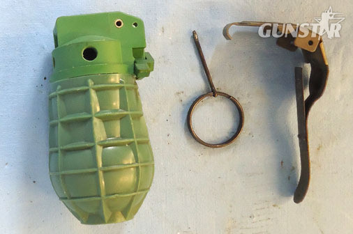  INERT DEACTIVATED. Czech URG 86 Plastic Anti-personnel Grenade. INERT DEACTIVATED. Czech URG 86 Plastic Anti-personnel Grenade. Antique & Militaria